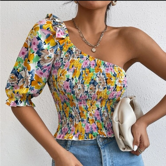 SHEIN Tops - Half Sleeve Blouse